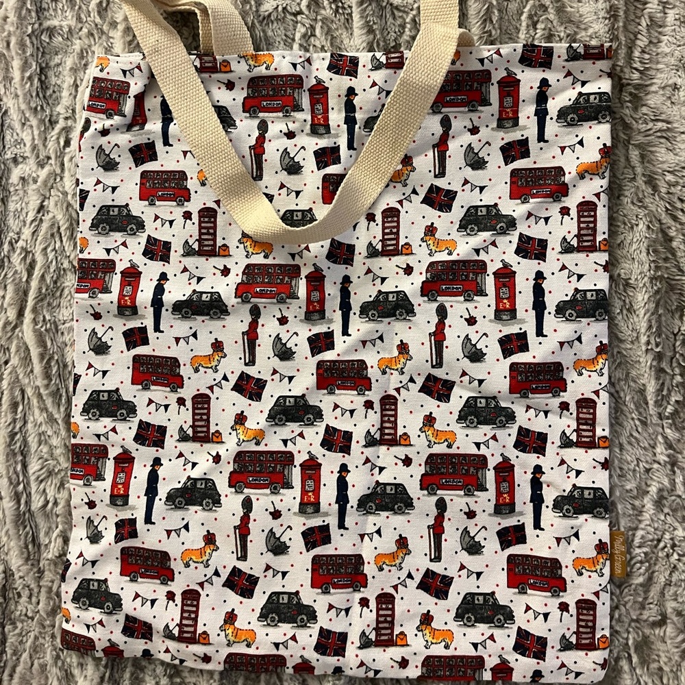 Millie Green London Tote Bag Corgi